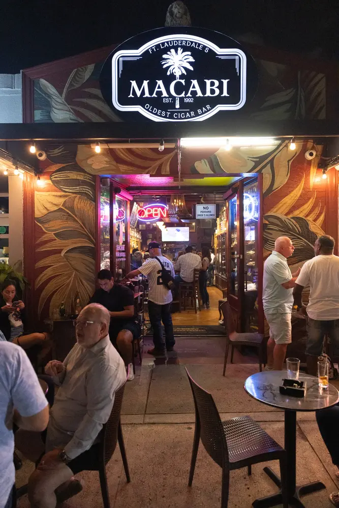 Macabi Cigar Bar on Las Olas Boulevard
